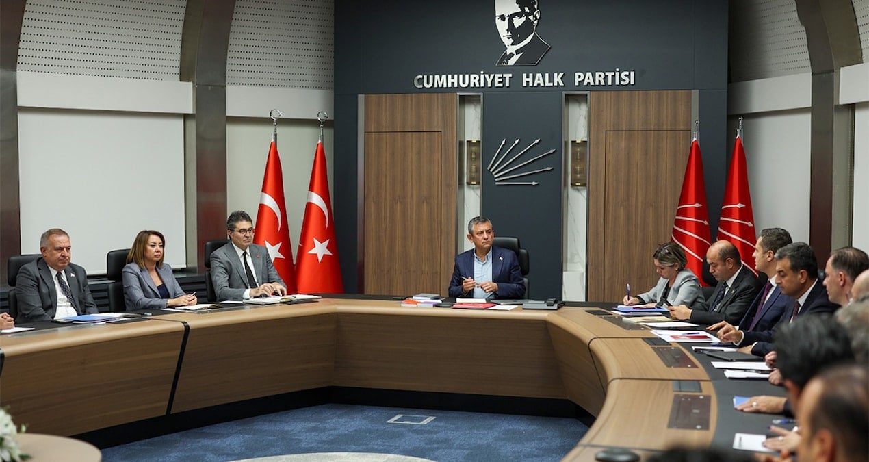 21 eylul kurultayi icin engel kalmadi OTRT1wgA