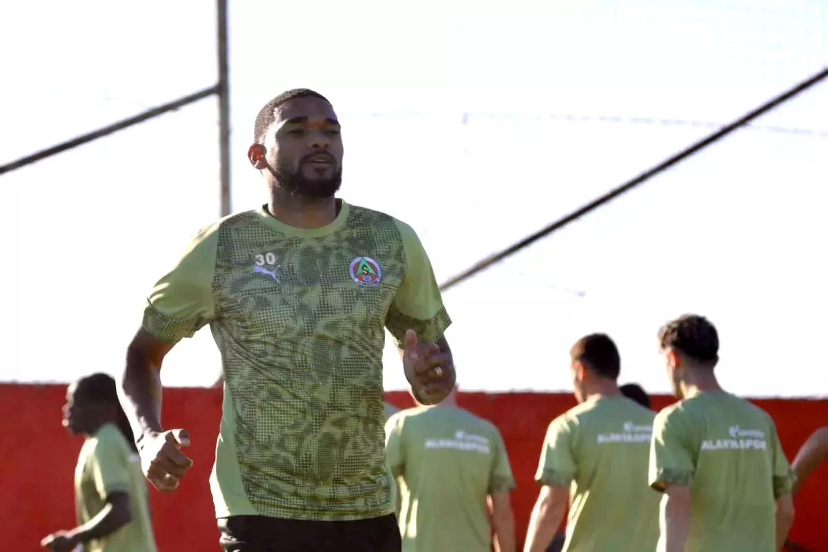 alanyaspor fenerbahce macina hazir YL7t8nYv