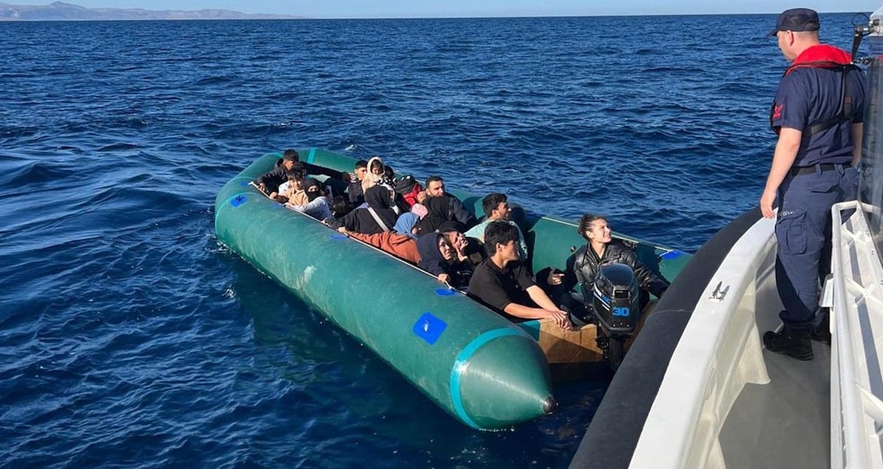 canakkalede 24 duzensiz gocmen yakalandi SIj5jkWM