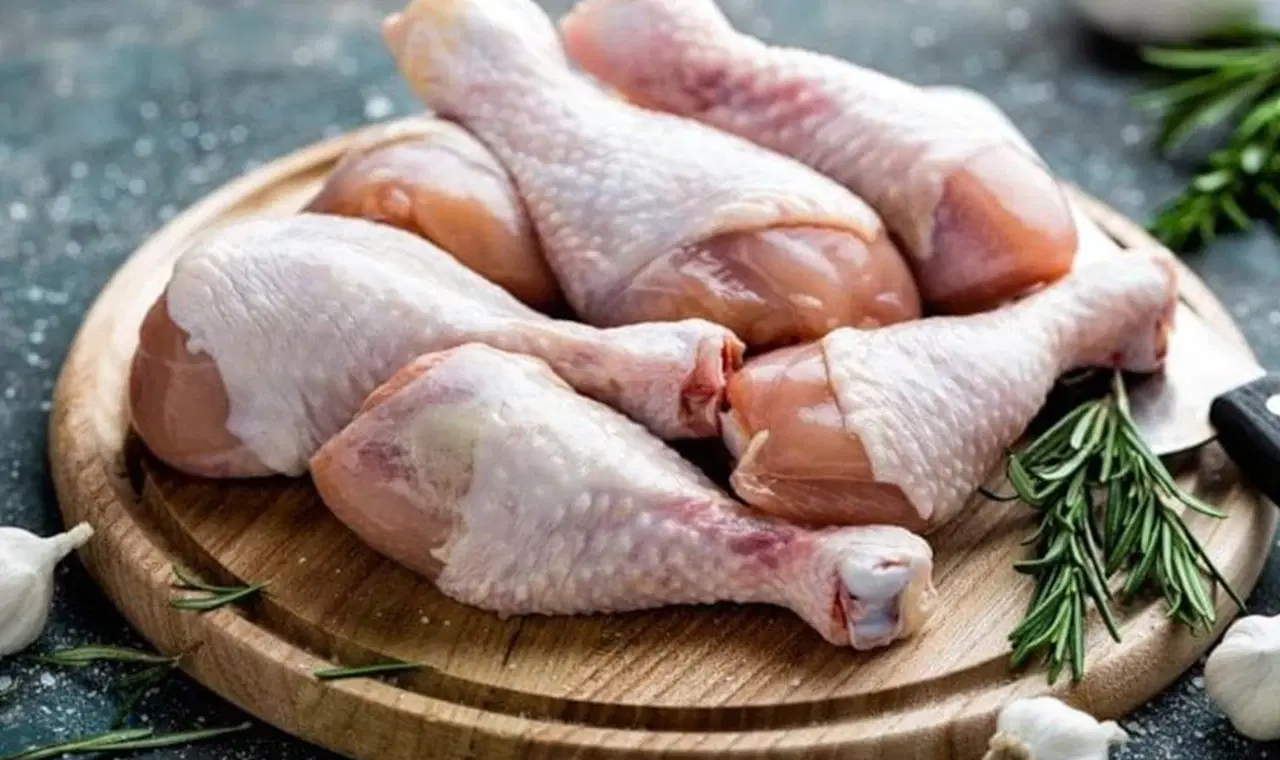 rekabet kurulundan pilic eti ureticilerine milyarlik ceza CyZ568WQ