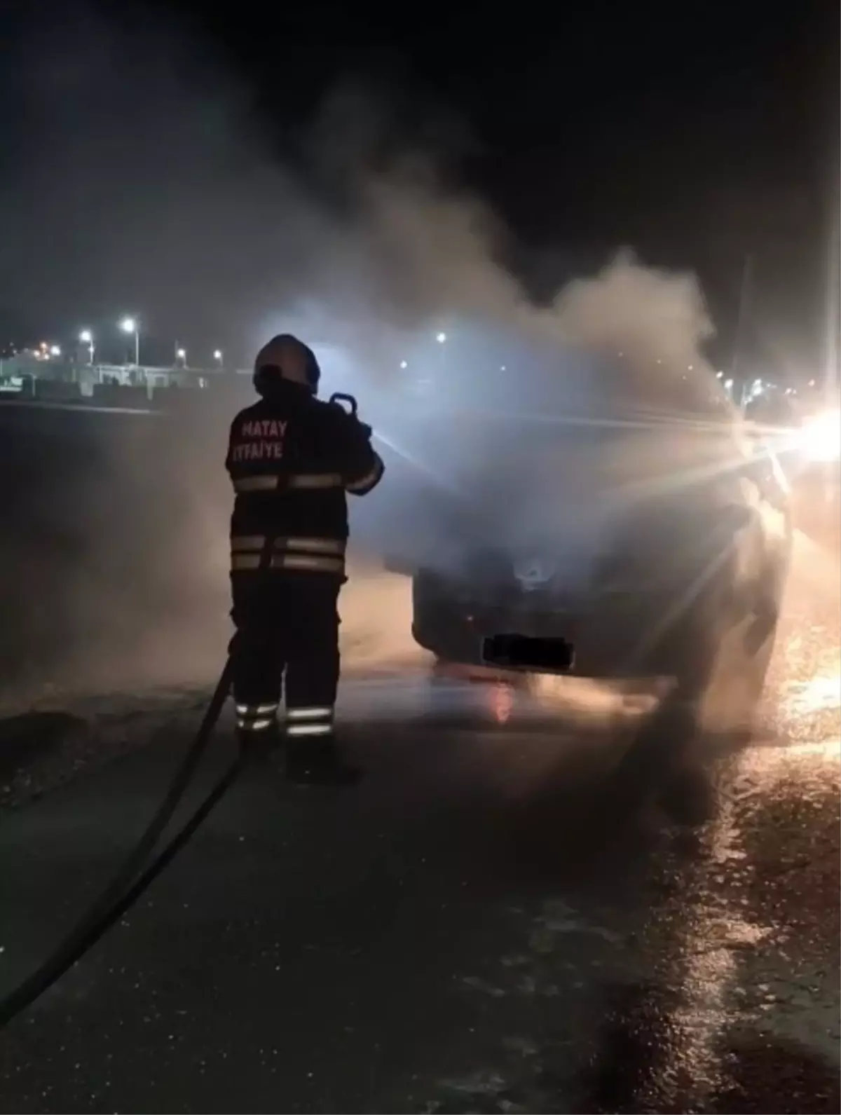 antakyada seyir halindeki otomobilde yangin cikti mRm1pHc7.jpg