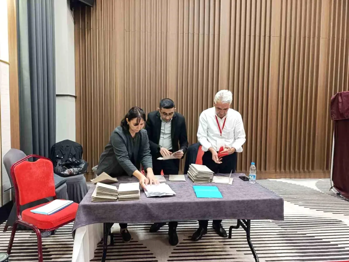 chpnin yeni il baskani hasan karadeniz VNZ9izrK.jpg