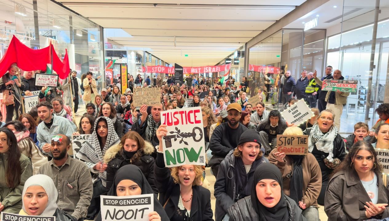 hollandada 20 tren istasyonunda filistin icin oturmaeylemleri qNJnRlMG