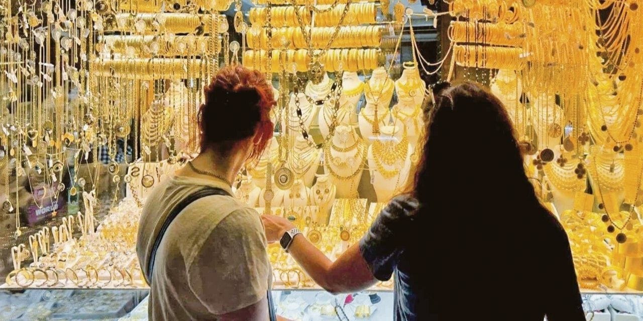 kapalicarsida altin firtinasi gramla satiyor kiloyla aliyorlar LQPbBAiJ.jpg