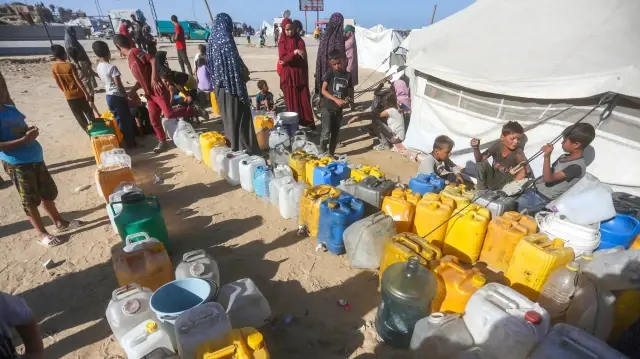 katil israil saldirilari altindaki gazzede su krizi suruyor NGTTUM7U