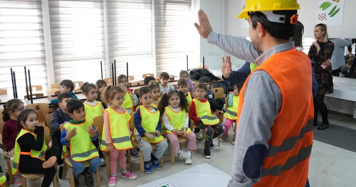 bursa osmangazi kreslerinde miniklere is guvenligi egitimi Hb6Z8KpL.webp