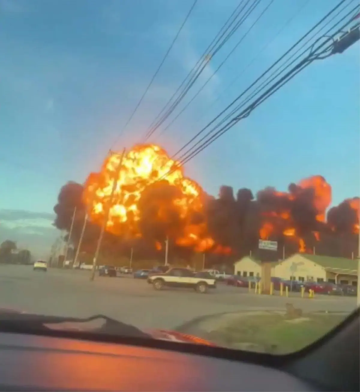 ups kargo ucagi louisvillede kirima ugradi bXvA7TAz.jpg