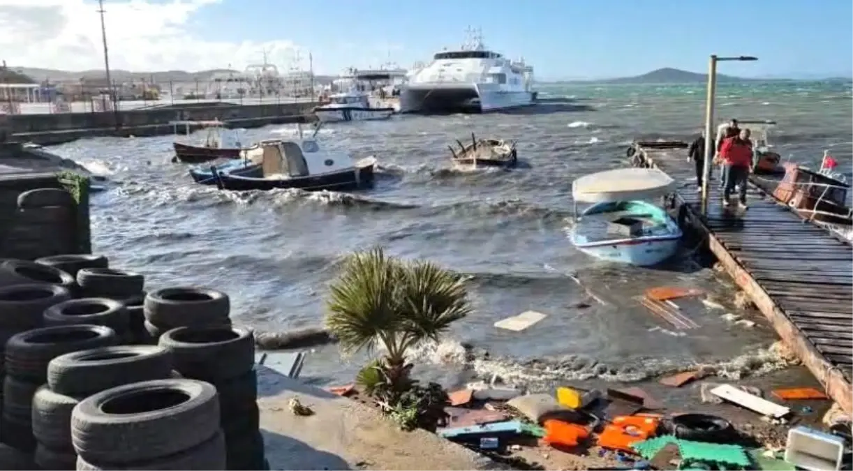 Ayvalık’ta Şiddetli Lodos Zarar Verdi