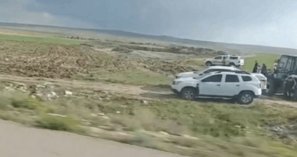 bos-arazide-topraga-gomulu-ceset-bulundu-JAbPncil