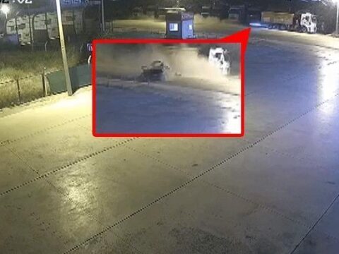 Polatlı’da otomobil kamyona çarptı: 4 kişi öldü