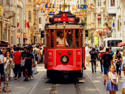 2025te 24 milyon kisi iller arasinda goc etti istanbul en fazla goc alan ve ZtPdF9eY
