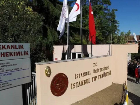Capa tip fakultesinde skandal iddia turistleri hastane randevusu icin bekletmeyin talimati verilmis PiObIDVa