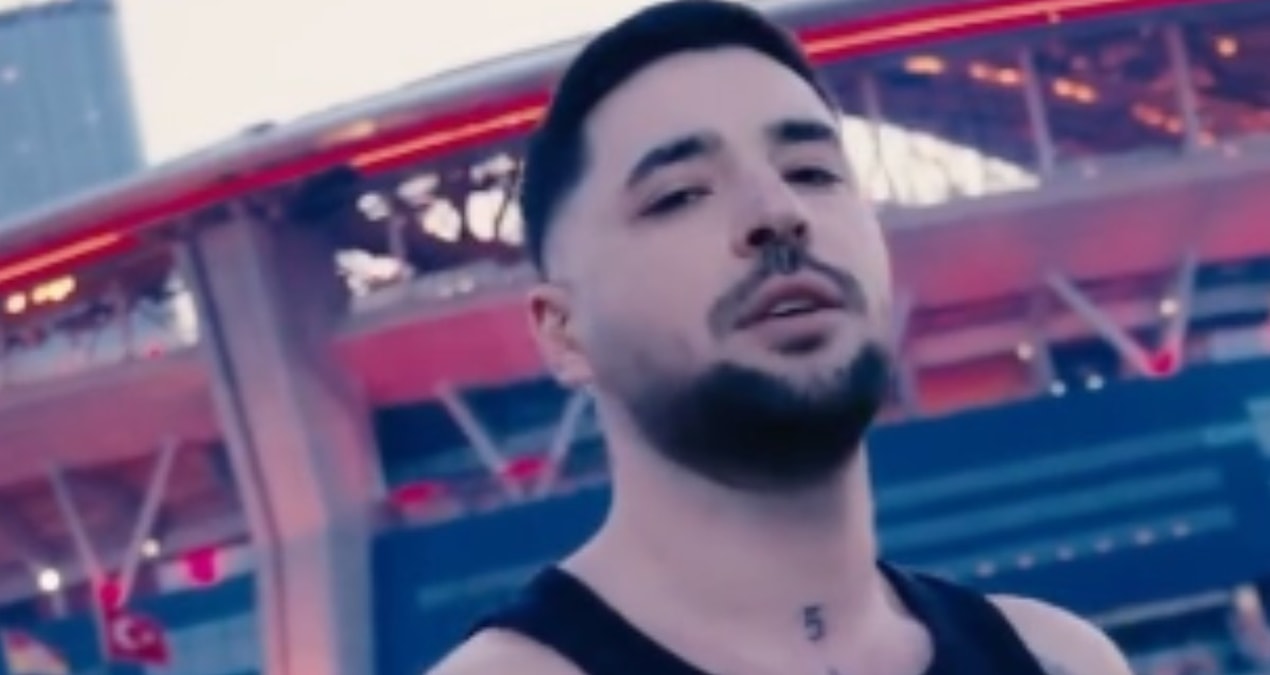 Unlu rapci uzay konserde gozaltina alindi ilk aciklamayi ekibi yapti FcYUG3N1